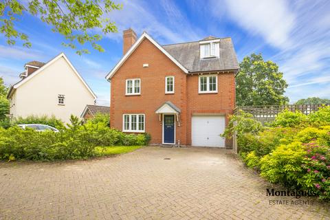 2 Tempest Mead, North Weald, Epping, CM16 6DY