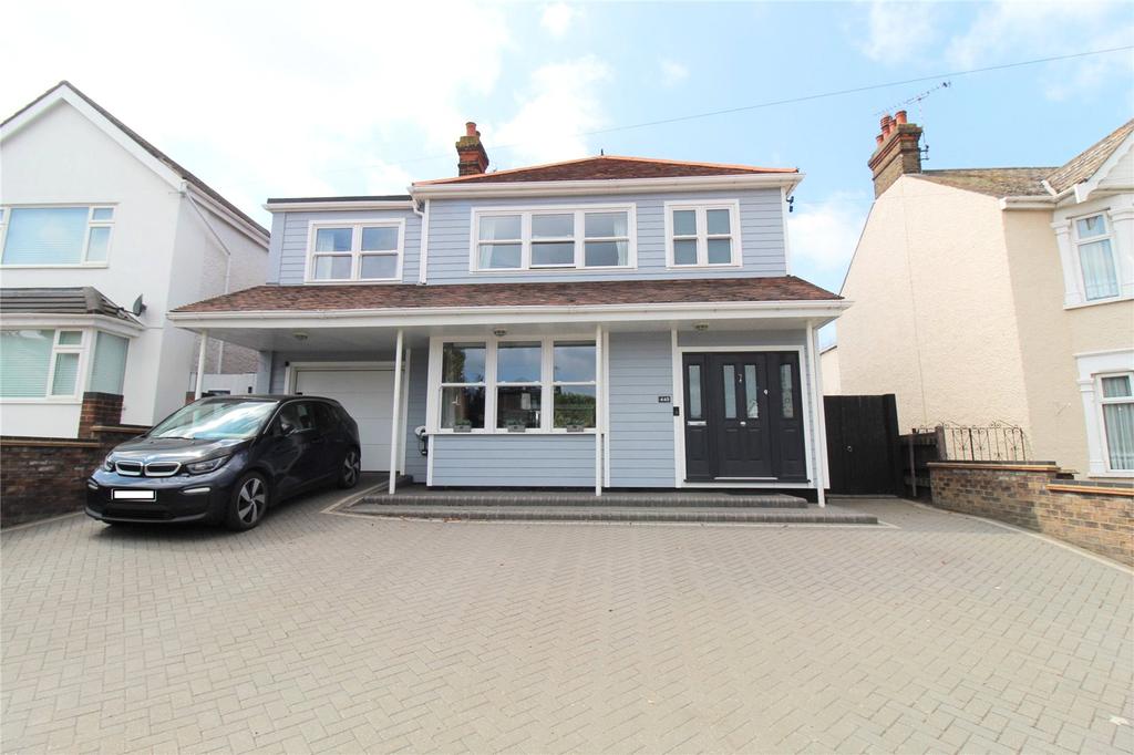 Rayleigh Road, Thundersley, Essex, SS7 4 bed detached house £675,000