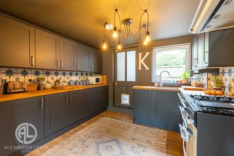2 Chapel Road, Breachwood Green, Hitchin, SG4 8NU