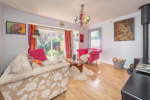 3 bedroom detached bungalow for sale, Purley CR8