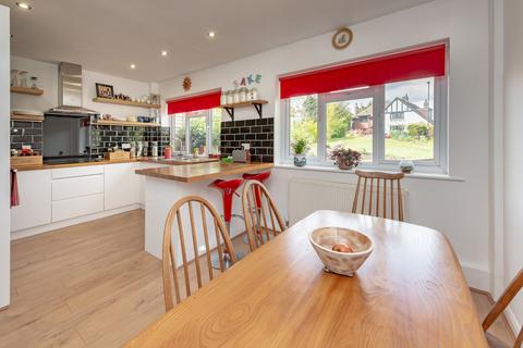 3 bedroom detached bungalow for sale, Purley CR8