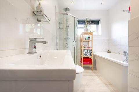 3 bedroom detached bungalow for sale, Purley CR8