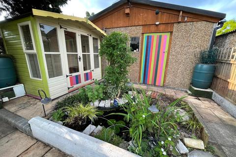 undefined, Chestnut Avenue, Hornchurch, Essex, RM12