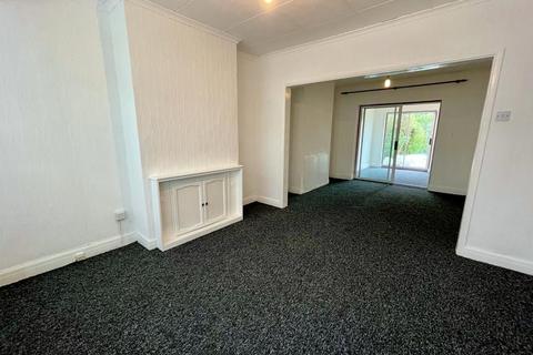 undefined, Chestnut Avenue, Hornchurch, Essex, RM12