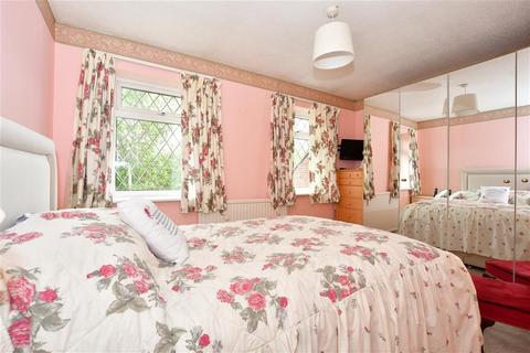 11 Brenchley Close, Rochester, ME1 2QL