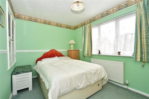 11 Brenchley Close, Rochester, ME1 2QL