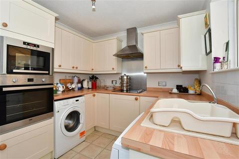 11 Brenchley Close, Rochester, ME1 2QL