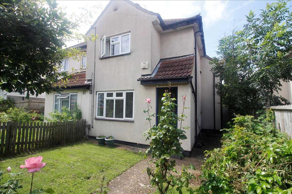 Merlin Crescent, Edgware, HA8 3 bed semidetached house £1,750 pcm (£