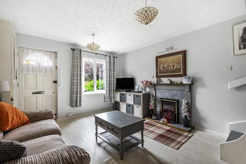 3 Gables Close, London, SE12 0UD