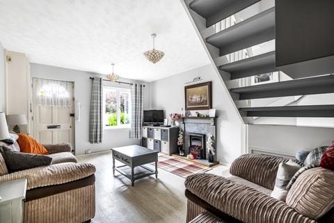 3 Gables Close, London, SE12 0UD