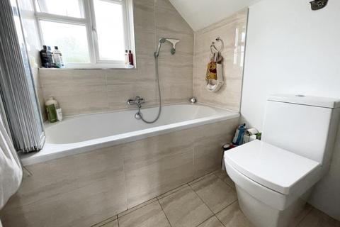 31 Winston Way, Ringwood, BH24 1QG