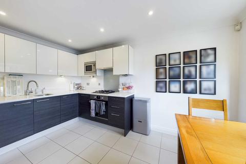 4 Reson Way, Hemel Hempstead, HP1 1NU