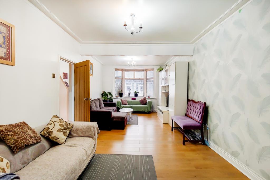 Tyrone Road, East Ham, London E6 5 bed terraced house £475,000