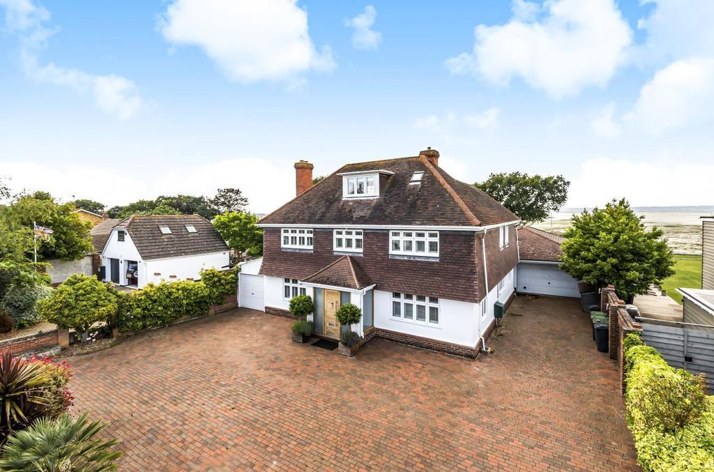 North Shore Road, Hayling Island, PO11 5 bed detached house £1,500,000