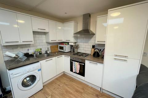 undefined, Desborough Avenue, Hp11