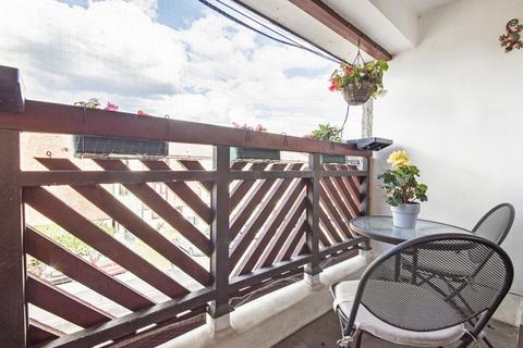 74 Coniston Close, London, SW20 9NJ