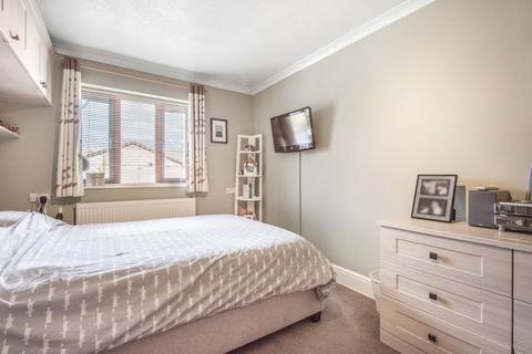 74 Coniston Close, London, SW20 9NJ