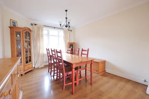 14 Ash Road, Orpington, BR6 6AZ