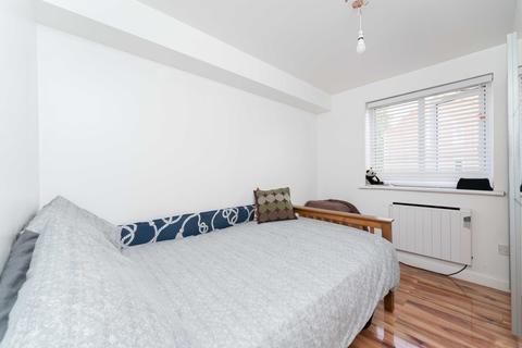 89 Burket Close, Southall, UB2 5NT