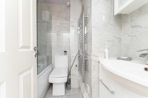 89 Burket Close, Southall, UB2 5NT