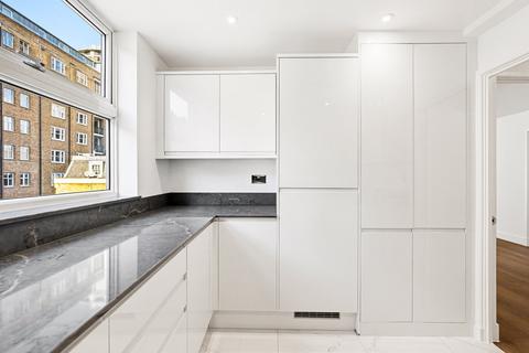 3 bedroom flat to rent, Whaddon House, William Mews, Knightsbridge