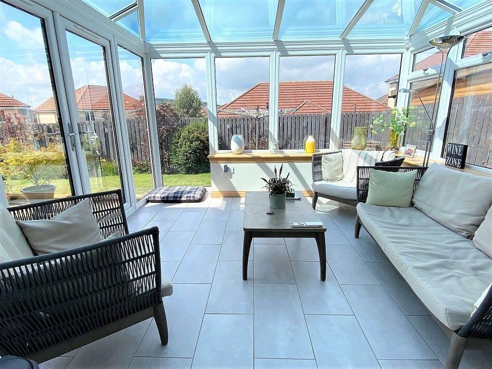 43 Baxter Road, Crossgates, KY4 8AG 4 bed detached house £330,000