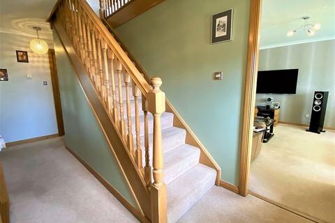 43 Baxter Road, Crossgates, Cowdenbeath, KY4 8AG