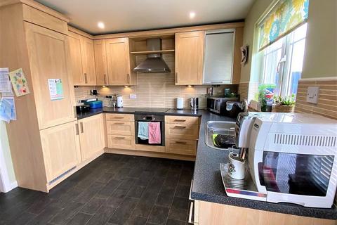 43 Baxter Road, Crossgates, Cowdenbeath, KY4 8AG