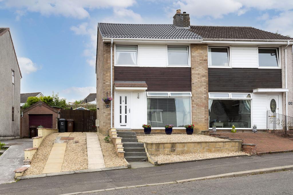 Peathill Ave, Chryston 3 bed semidetached house £175,000