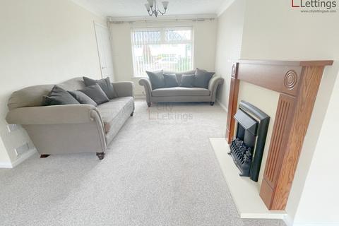 3 bedroom terraced house to rent, Bransdale Road, Clifton