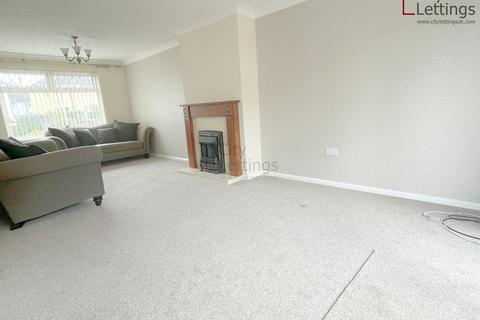 3 bedroom terraced house to rent, Bransdale Road, Clifton