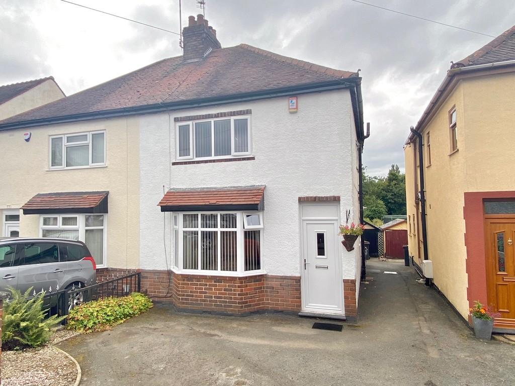 Glenfield Avenue, Weddington, Nuneaton 3 bed semidetached house £195,000