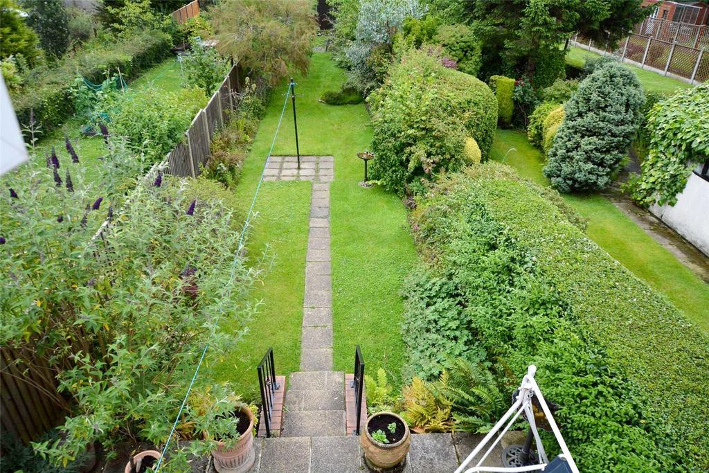Willans Avenue, Rothwell, Leeds 3 bed terraced house £179,995