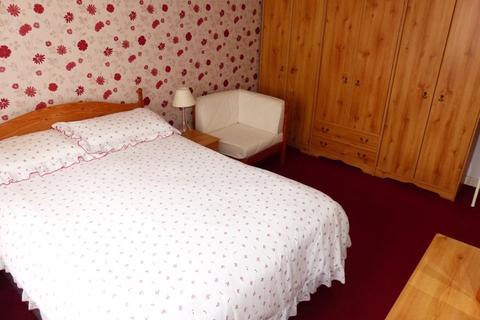 5 Firecrest Close, Erdington, Birmingham, B23 5HJ