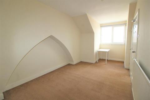 6 Caxton Street, Barnsley, S70 2LF