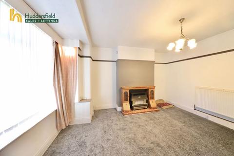 2 bedroom semi-detached house to rent, Gramfield Road, Huddersfield