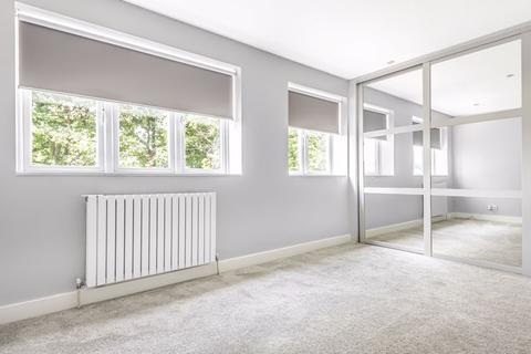6a Banstead Road, Carshalton, SM5 3NR