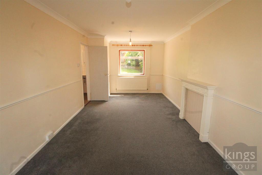 Spring Hills, Harlow 3 bed house £1,250 pcm (£288 pw)