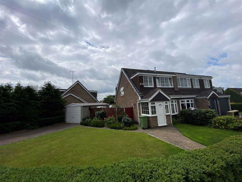 Tytherington Drive, Macclesfield 3 bed semidetached house £265,000