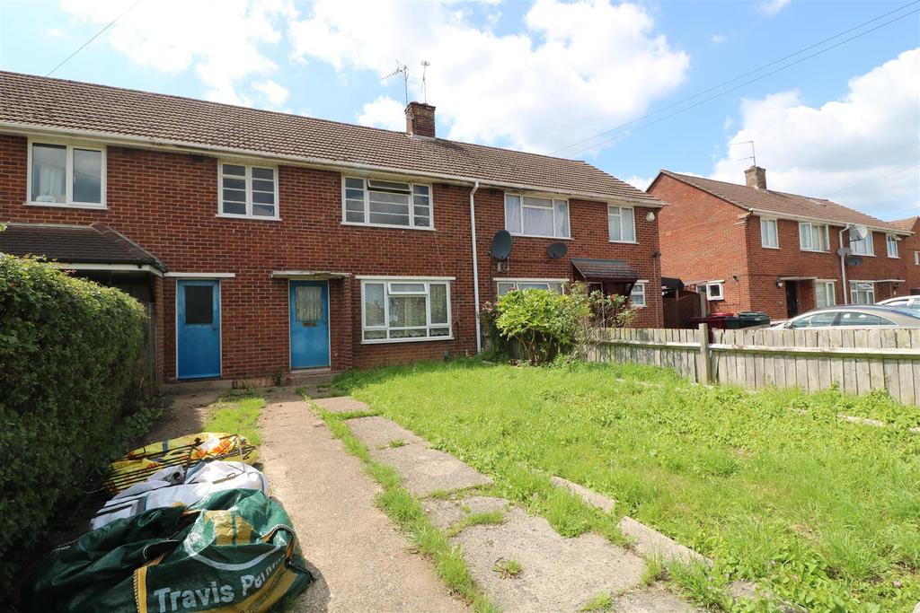 Gainsborough Road, Reading 3 bed terraced house £275,000