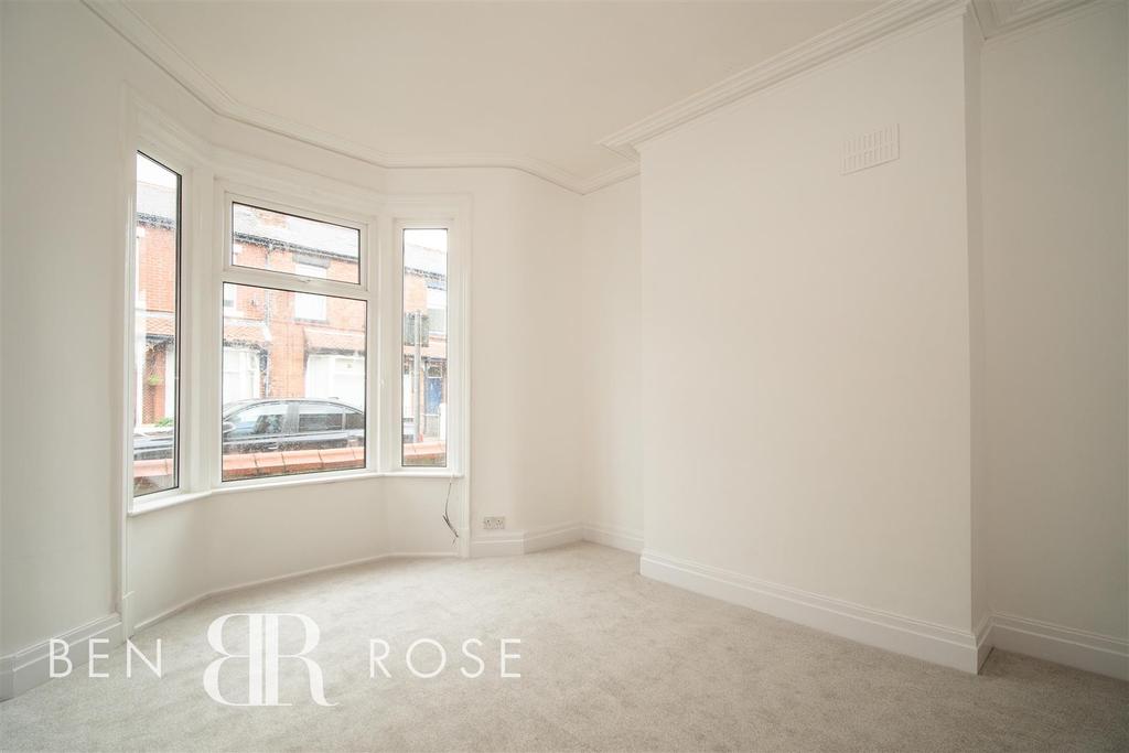 Hamilton Road, Chorley 3 bed terraced house £139,995