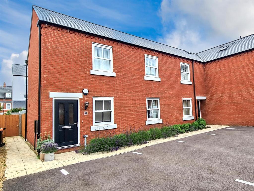 Lavender Lane, Great Denham, Bedford 2 bed apartment £225,000