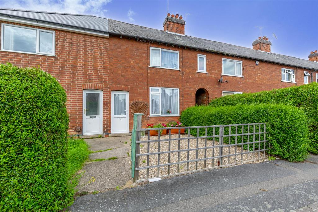 Landsdown Grove, Long Eaton 2 bed terraced house £150,000