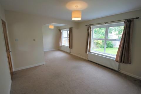 3 bedroom semi-detached house to rent, Cavendish Street, Yeadon, Leeds, LS19