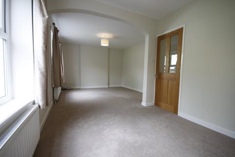 3 bedroom semi-detached house to rent, Cavendish Street, Yeadon, Leeds, LS19
