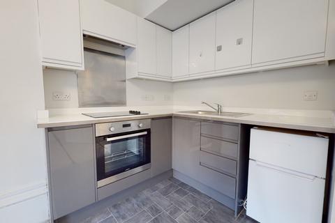2 bedroom flat to rent, Norfolk Square, Brighton, BN1