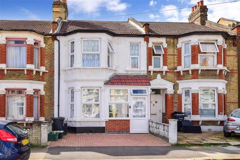 168 Henley Road, Ilford, IG1 2TR