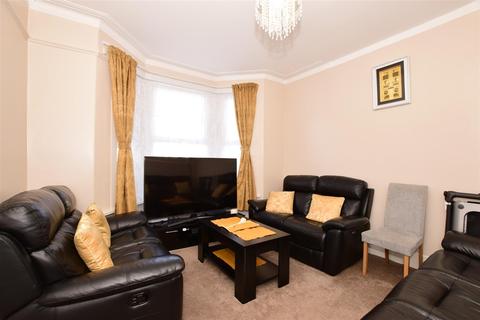 168 Henley Road, Ilford, IG1 2TR