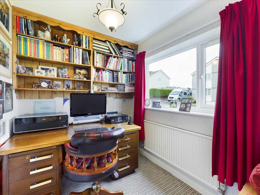 Office/Bedroom 5