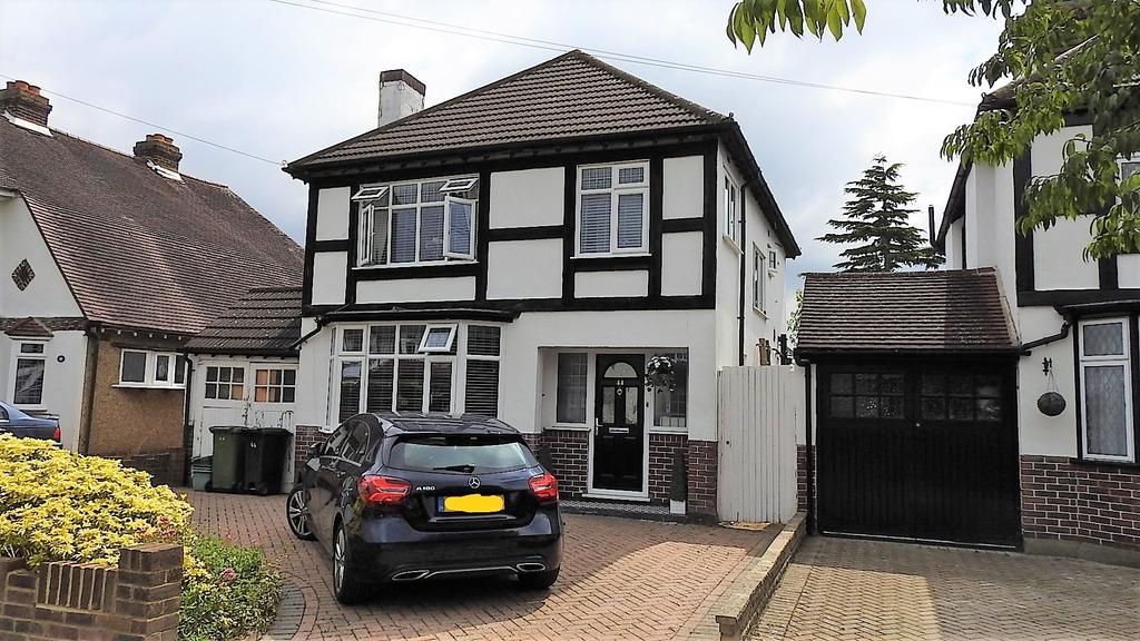 waverley-road-stoneleigh-kt17-3-bed-detached-house-750-000
